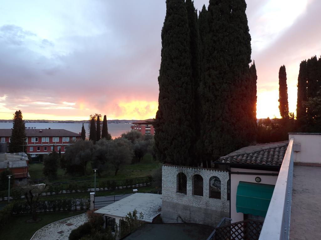 Hotel Meridiana Sirmione Exterior foto